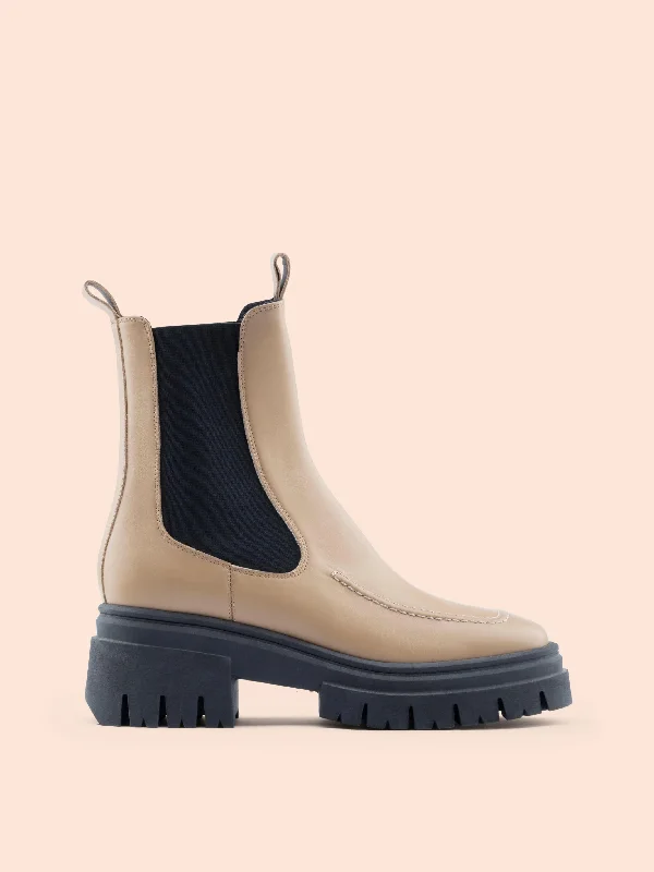 Biella Camel Boot